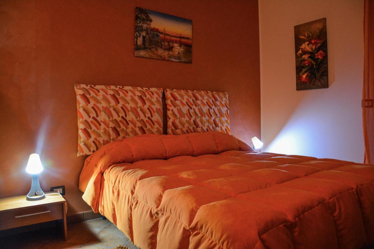 Bed and Breakfast A Due Passi Dal Mare Capo dʼOrlando Exterior foto